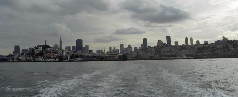 San Francisco from ferry<br>Location: <a href="https://www.google.com/maps/search/?api=1&query=37.81874,-122.41435" target="_new">Alcatraz Ferry</a>